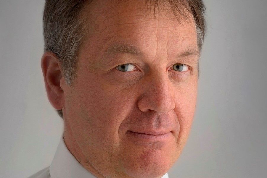 Portretna fotografija Bojan Fras, vice guverner hrvaške centralne banke