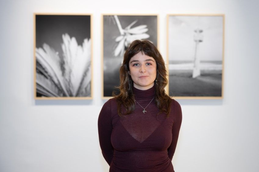 Avtorica razstave Iva Suhadolnik Gregorin