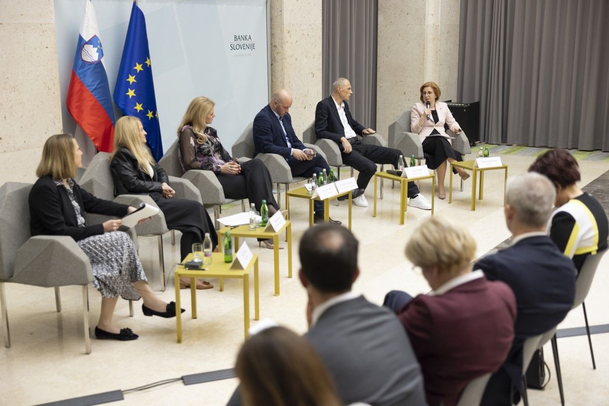 Panel discussion guests speaking on international conference EIB